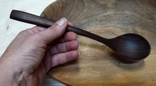 Ořešáková lžíce na jídlo > varianta Široký náhubek