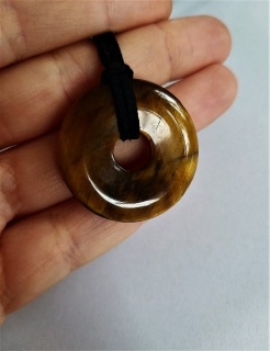 Donut z tygřího oka > varianta hnědo žluté