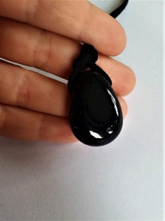 Kámen z modrého avanturínu - tmavší > varianta třpitivý