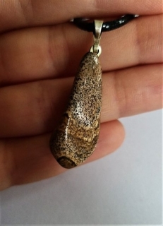 Jaspisový kamínek > varianta neprůhledný